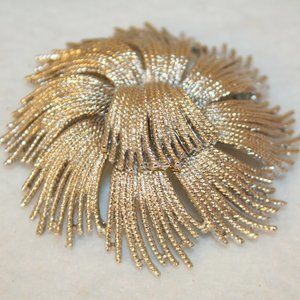 VTG Monet Chrysanthemum Silver Brooch Pin